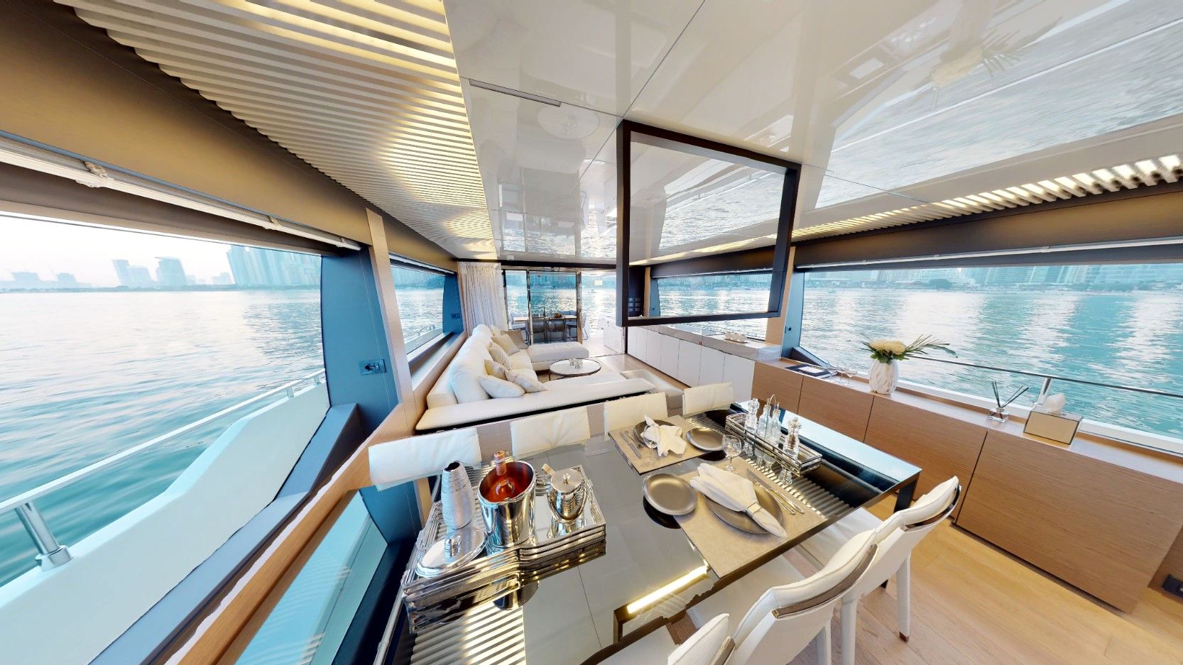 Ansicht 6: Ferretti 78 Fuß