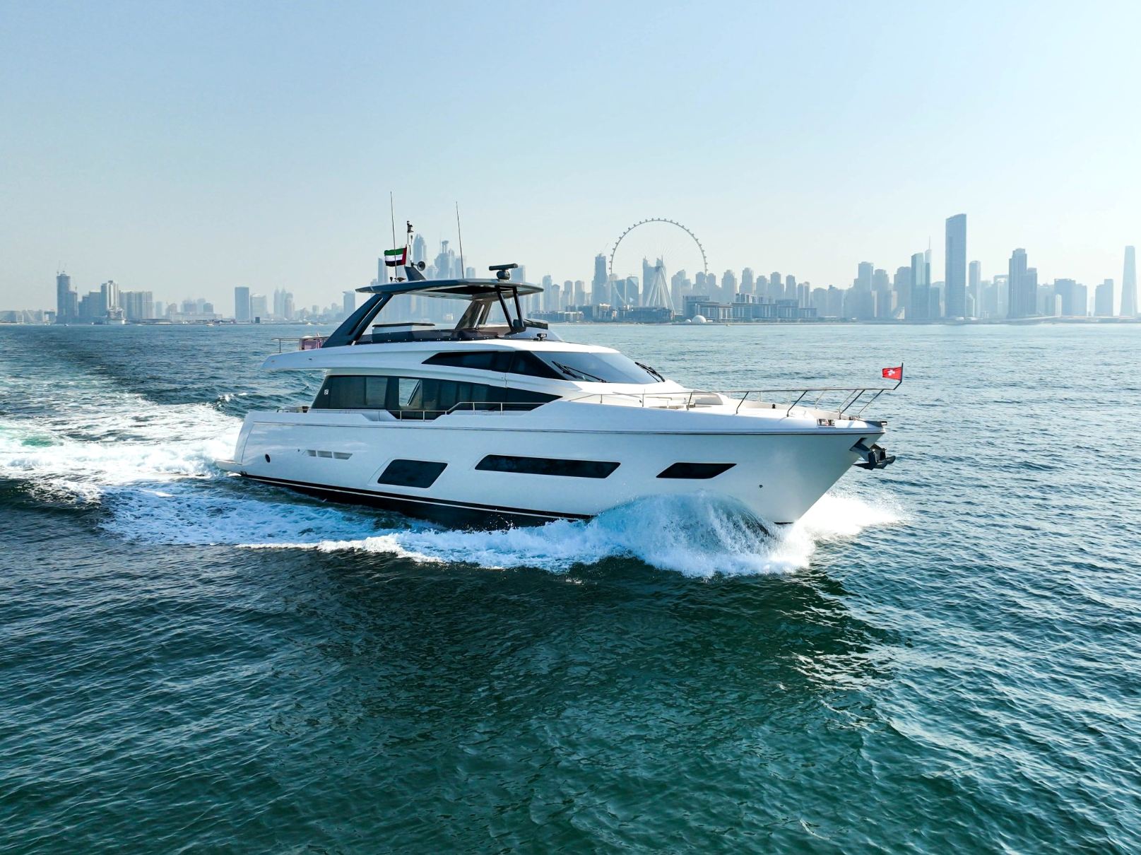 Ansicht 9: Ferretti 78 Fuß