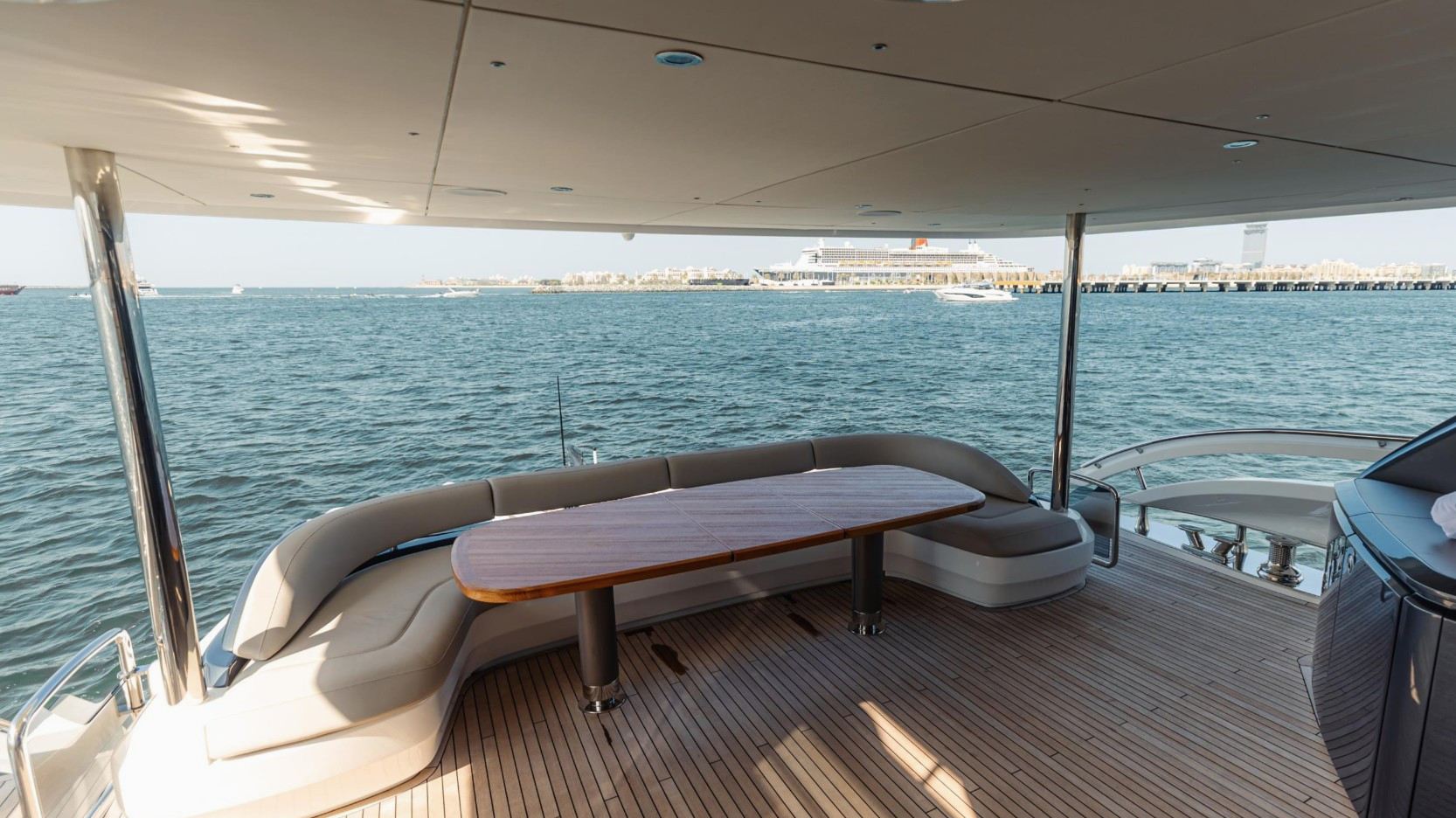 Ansicht 14: Princess 95X Super-flybridge