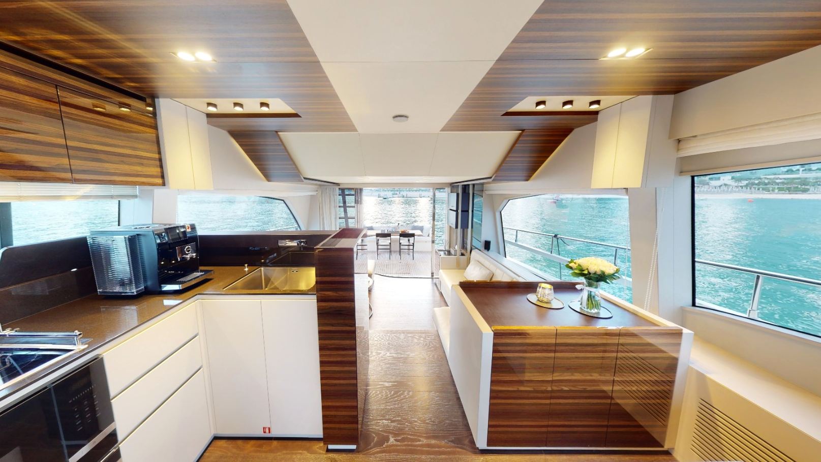 Ansicht 8: Ferretti 67 Fuß