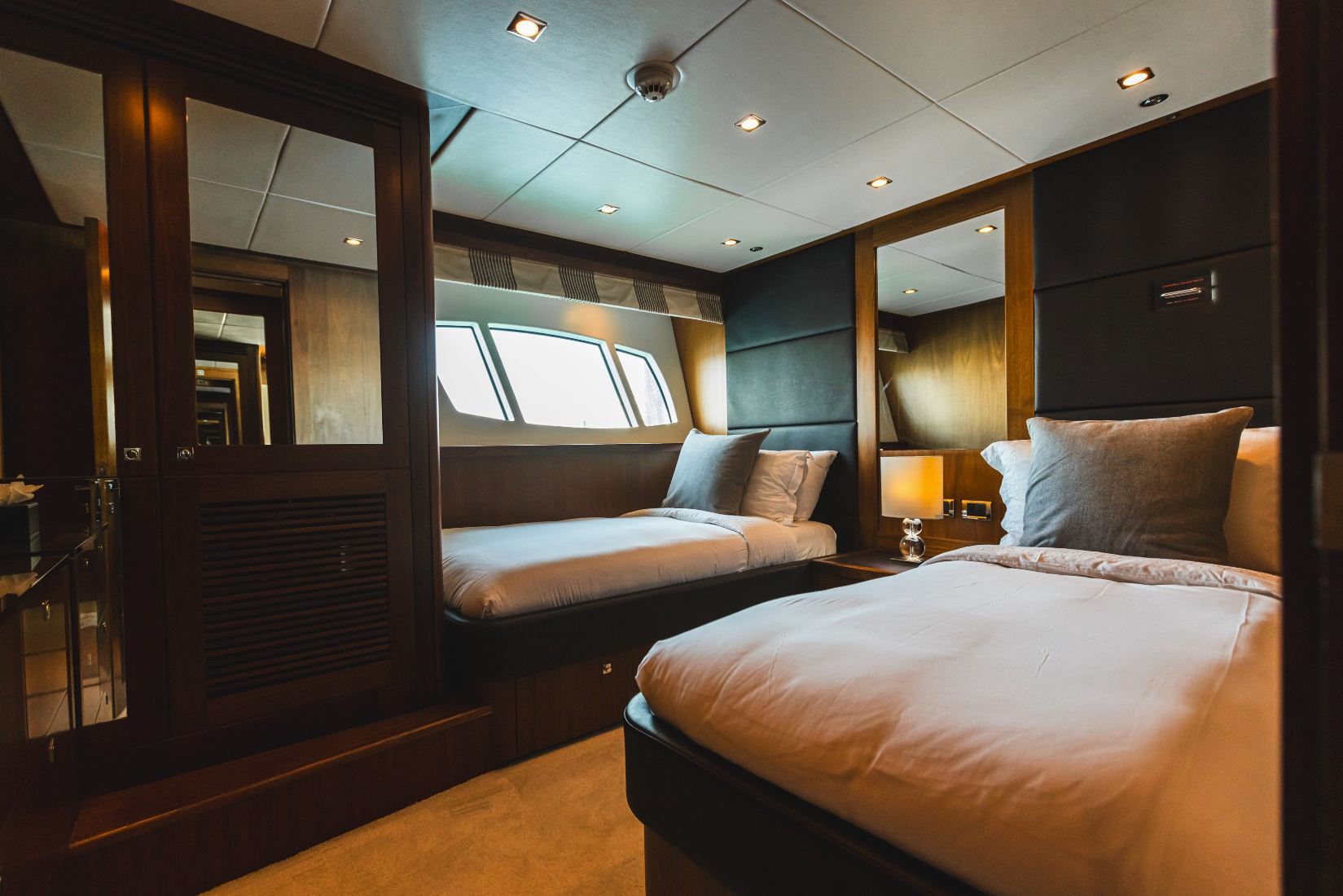 Ansicht 2: Sunseeker Lucien