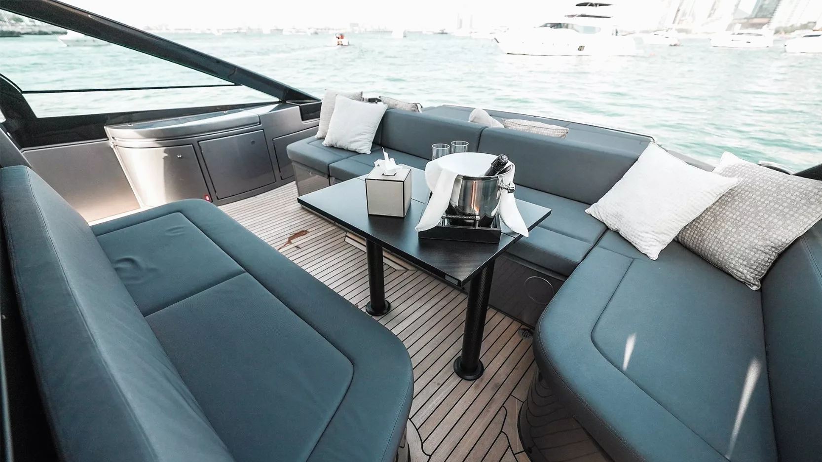 Ansicht 9: Pershing 5X Shark Grey