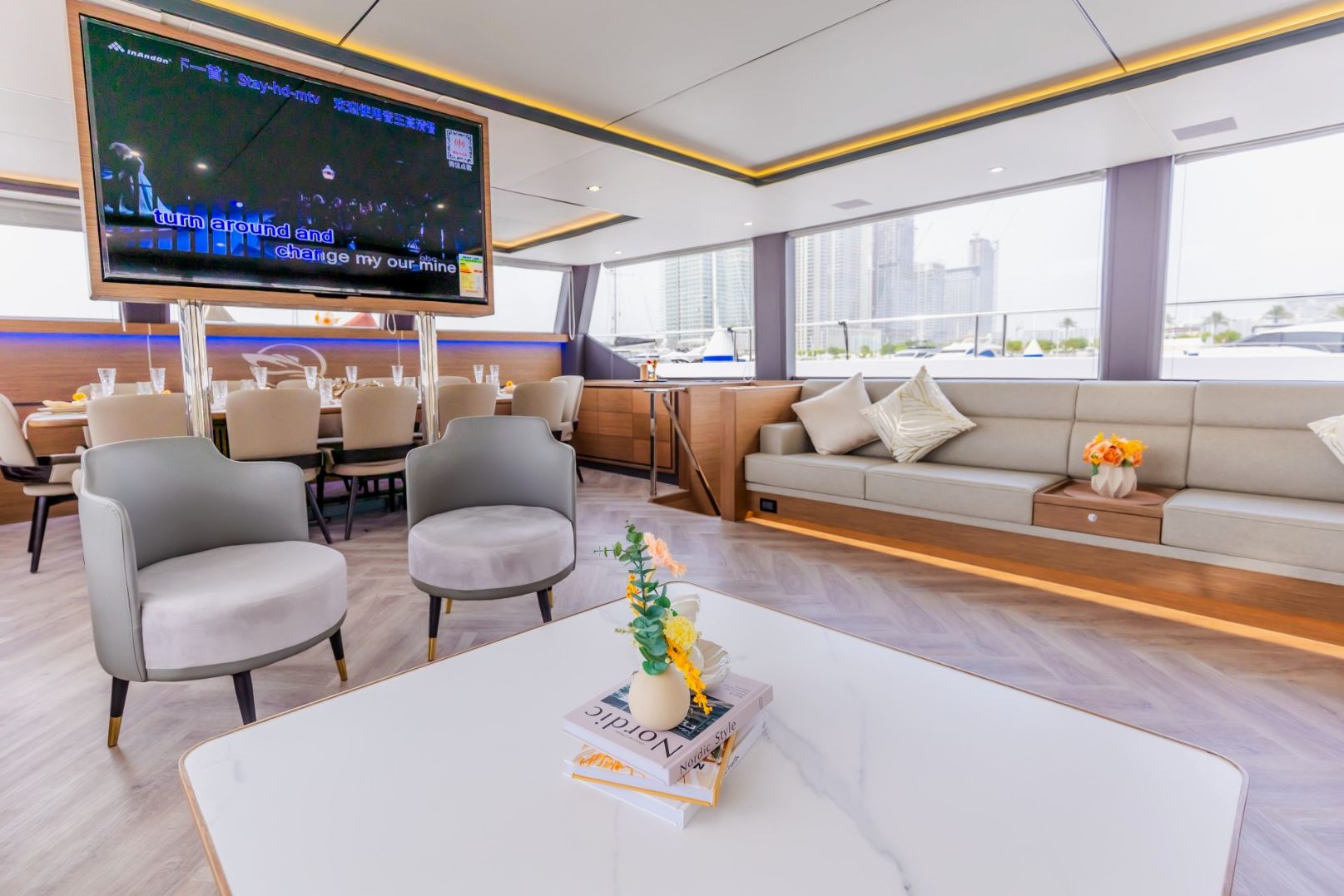 Sky Walker Aquila charter in Dubai, photo 2