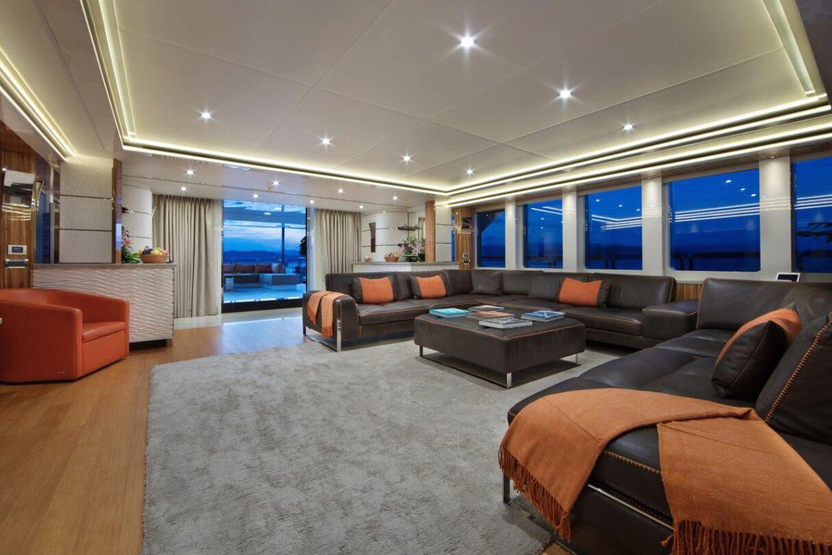 Ansicht 7: Benetti Code 8