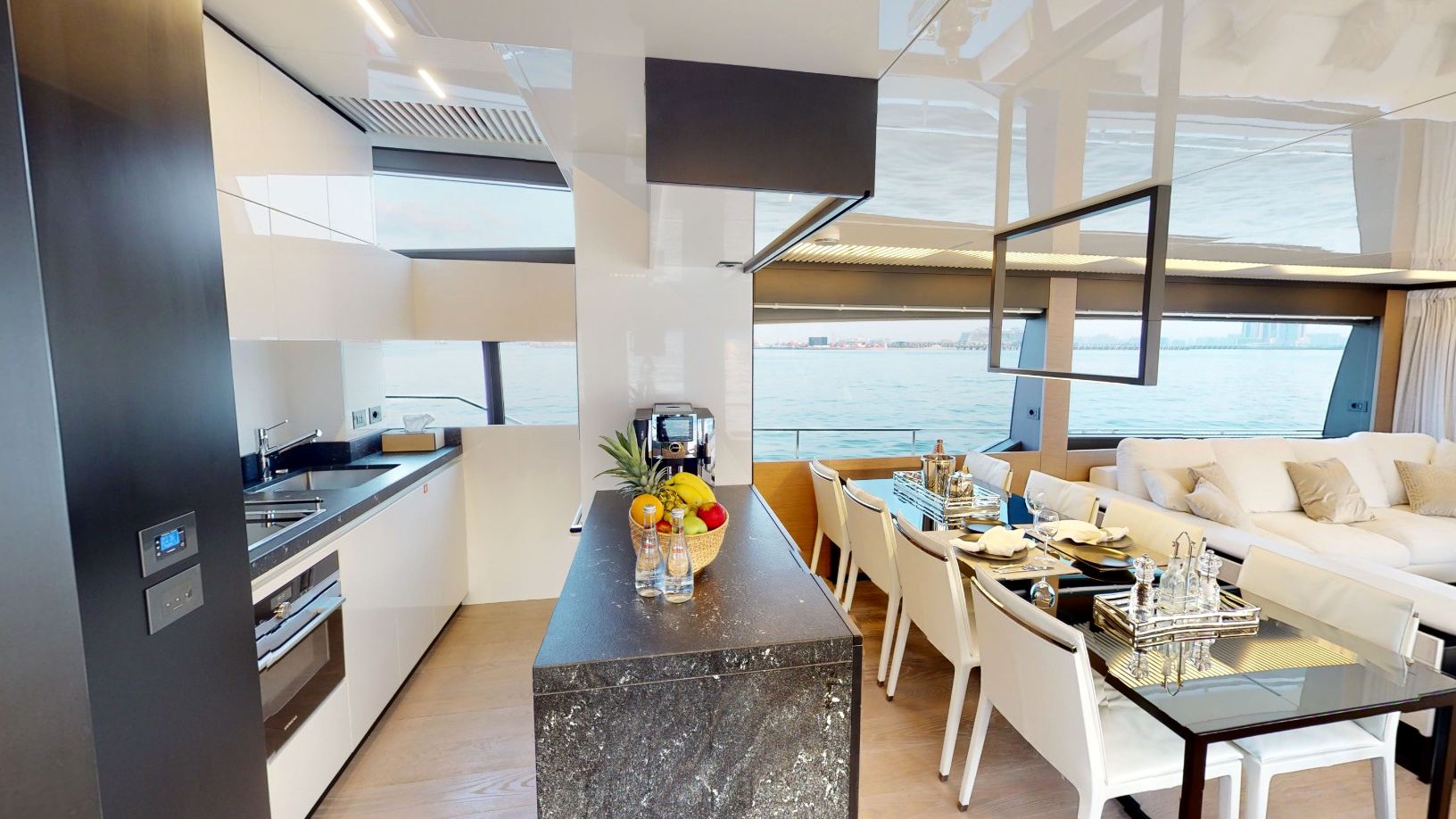 Ansicht 7: Ferretti 78 Fuß