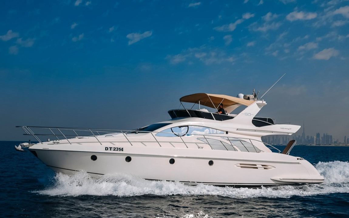 Azimut Candy zu mieten
