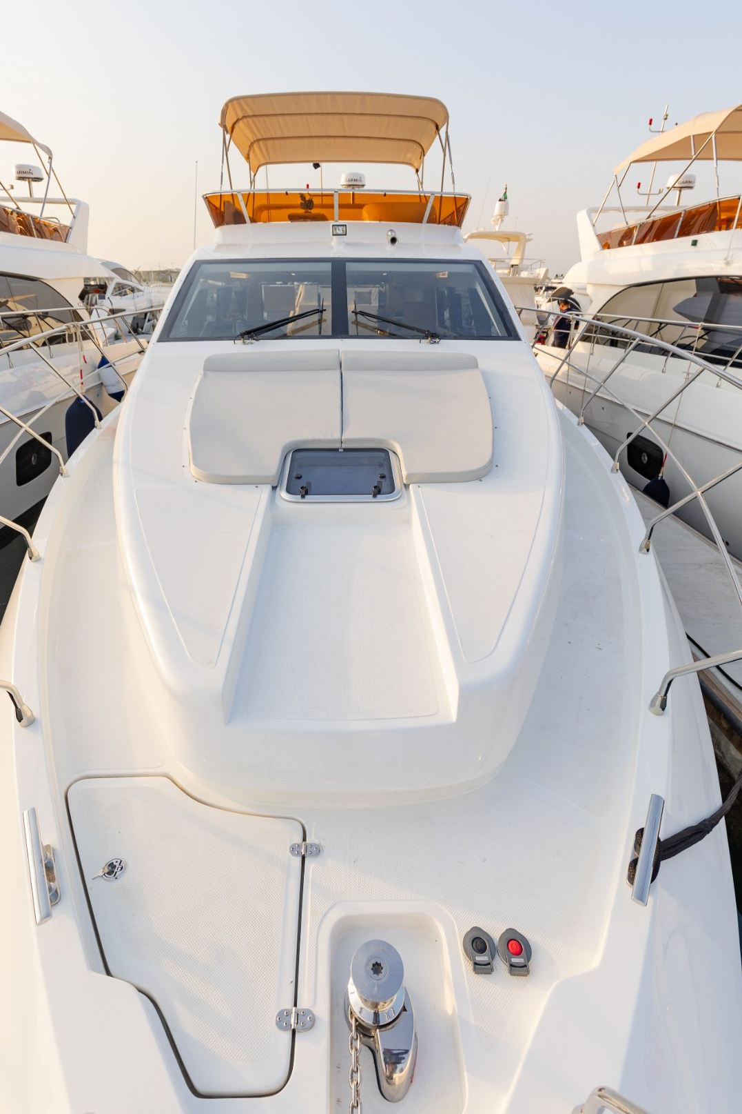Sky Walker Gib charter in Dubai, photo 2