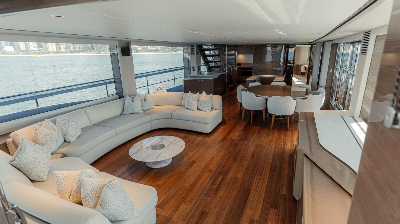 Ansicht 11: Princess 95X Super-flybridge