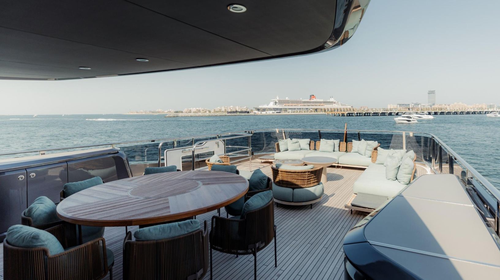 Ansicht 16: Princess 95X Super-flybridge