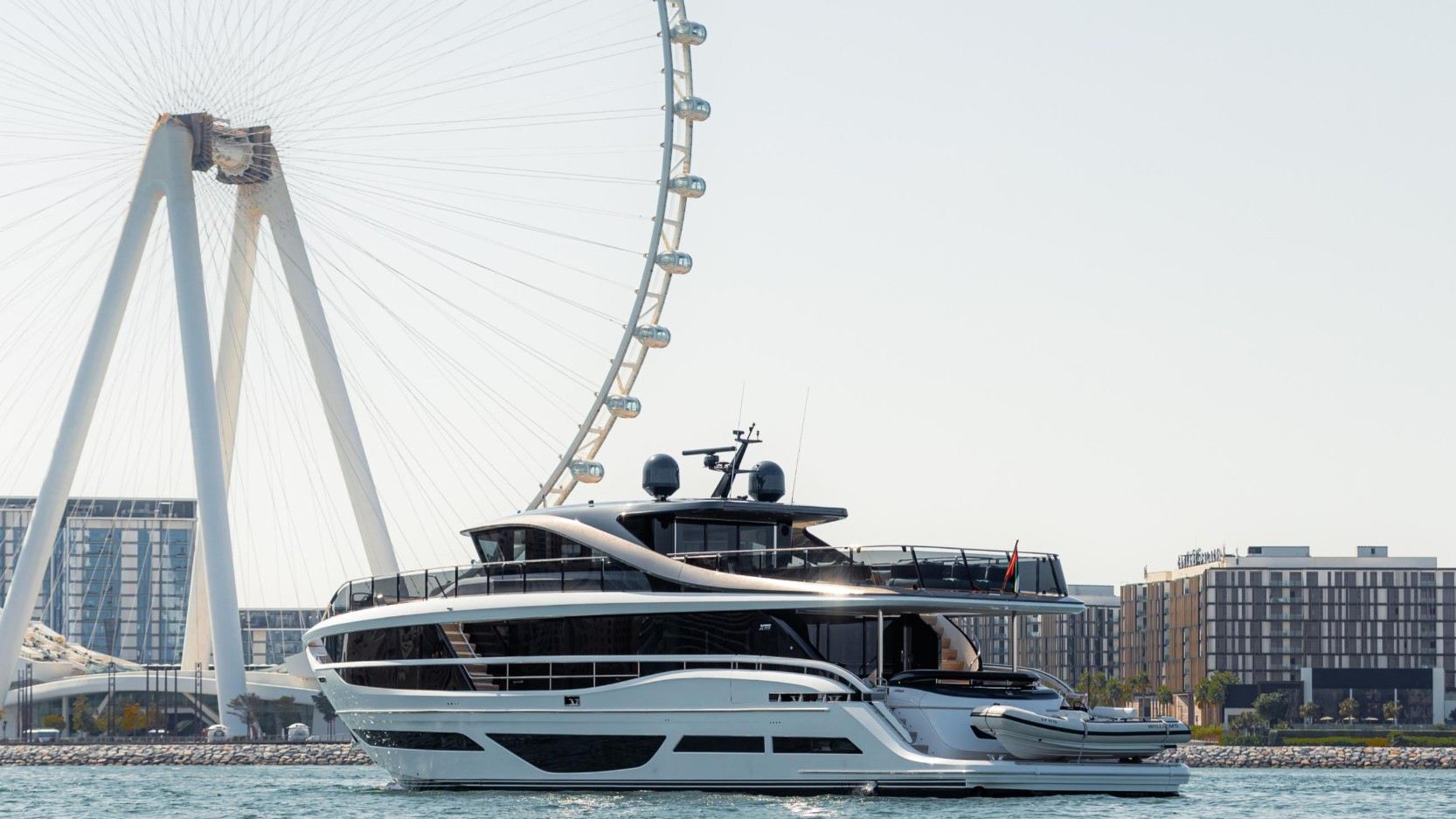 Ansicht 8: Princess 95X Super-flybridge