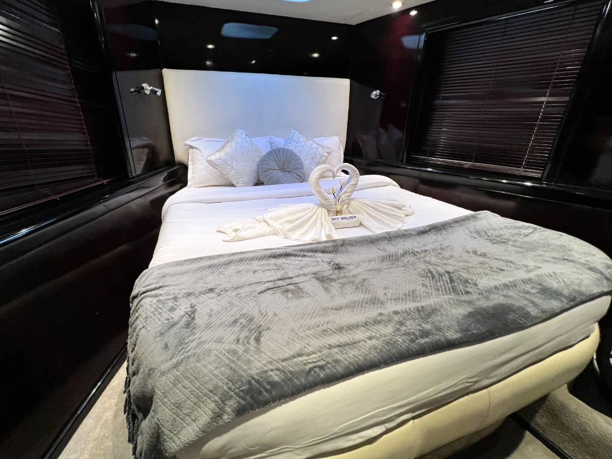 Ansicht 8: Dubai Marine Tisck