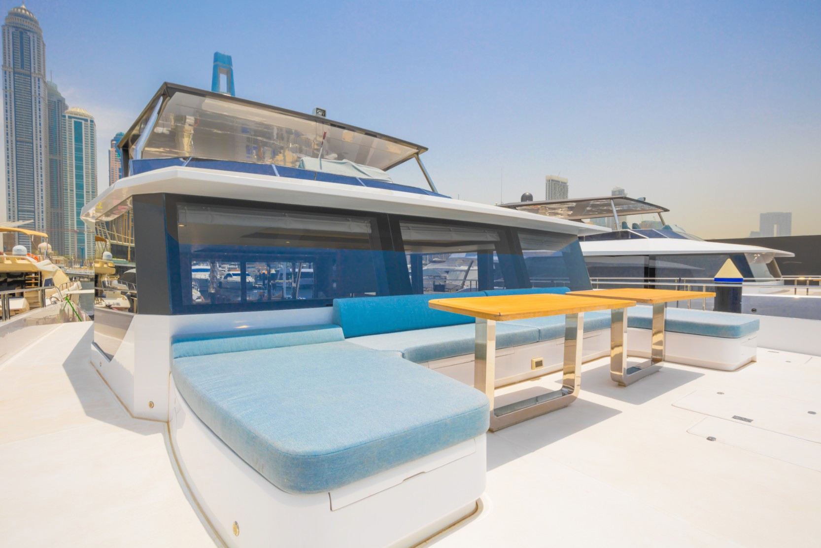 Sky Walker Aquila charter in Dubai, photo 5