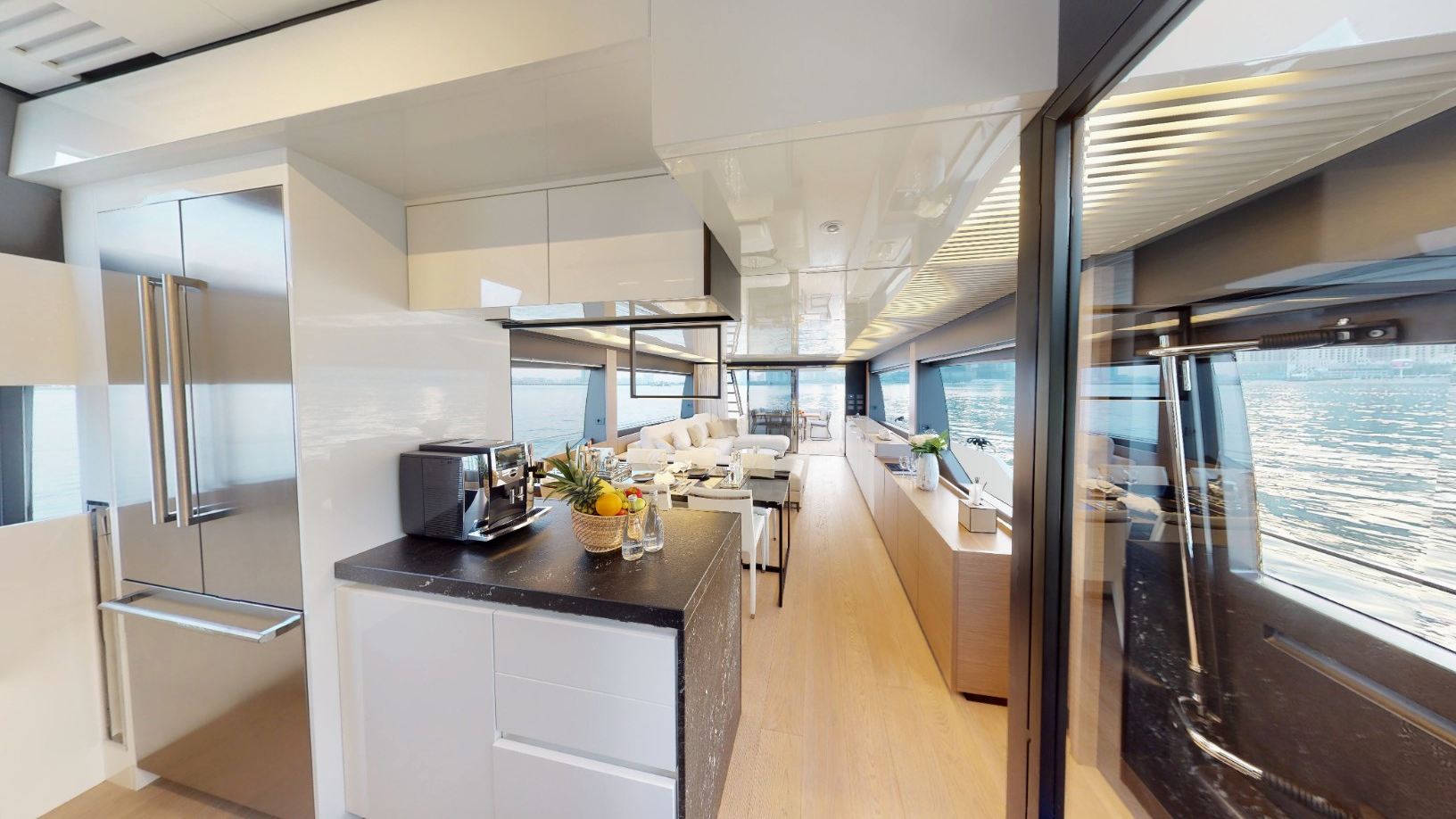 Ansicht 11: Ferretti 78 Fuß